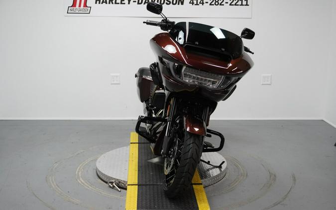 2024 Harley-Davidson® CVO™ Road Glide® Copperhead