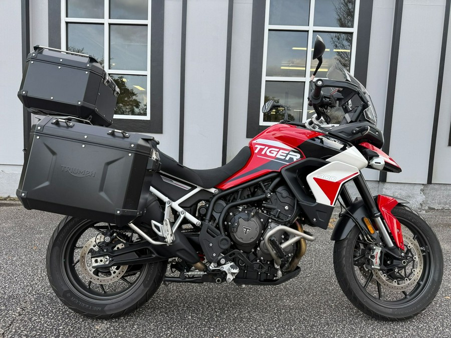 2024 Triumph Tiger 900 GT Aragón Edition