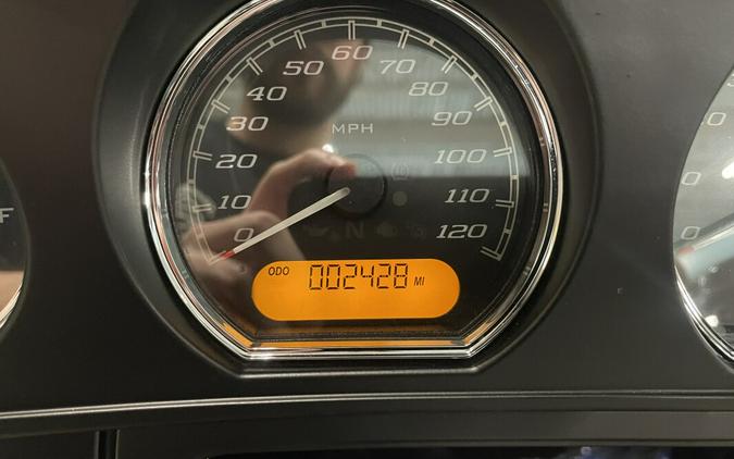 2024 Harley-Davidson® Tri Glide® Ultra Vivid Black