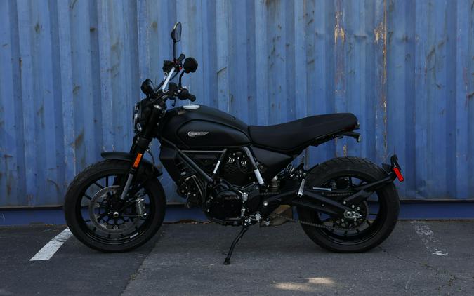 2025 Ducati Scrambler Icon Dark