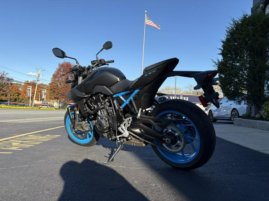 2024 Suzuki GSX-8S