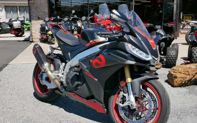 2023 Aprilia RSV4 1100