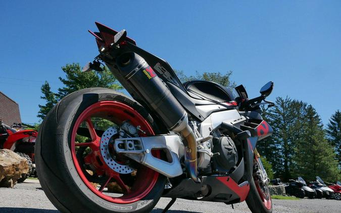 2023 Aprilia RSV4 1100