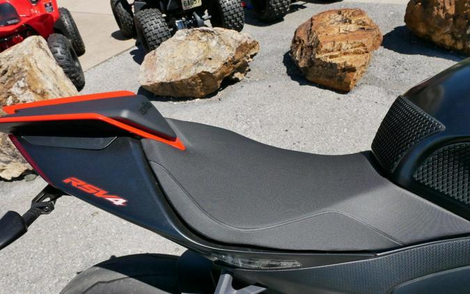 2023 Aprilia RSV4 1100