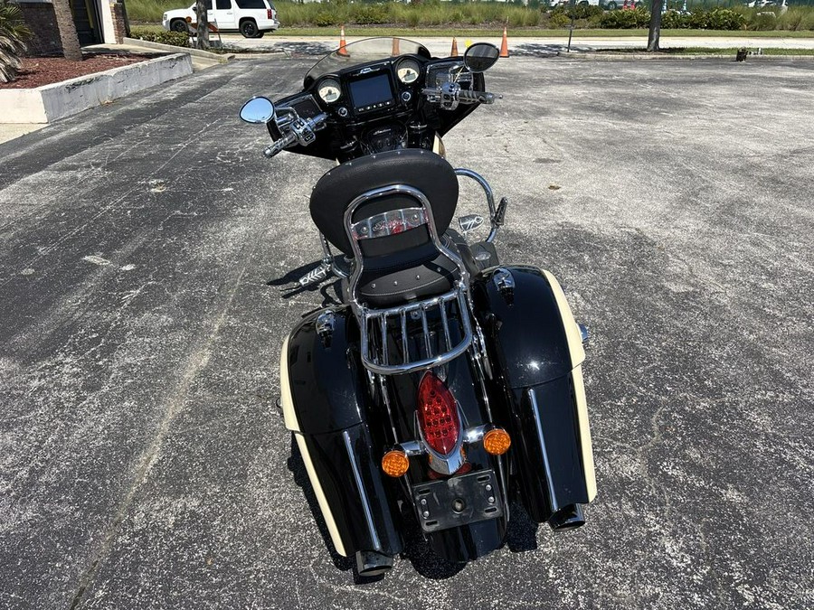 2019 Indian Motorcycle® Chieftain® Classic Thunder Black / Ivory Cream