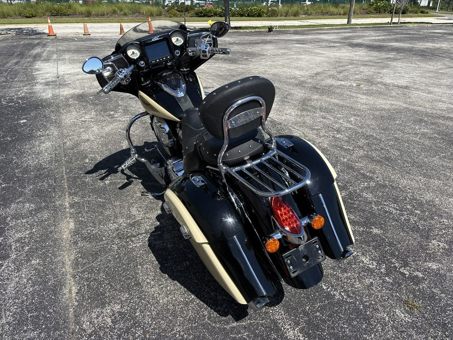 2019 Indian Motorcycle® Chieftain® Classic Thunder Black / Ivory Cream
