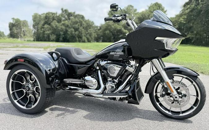 2026 Harley-Davidson® FLTRT - Road Glide® 3