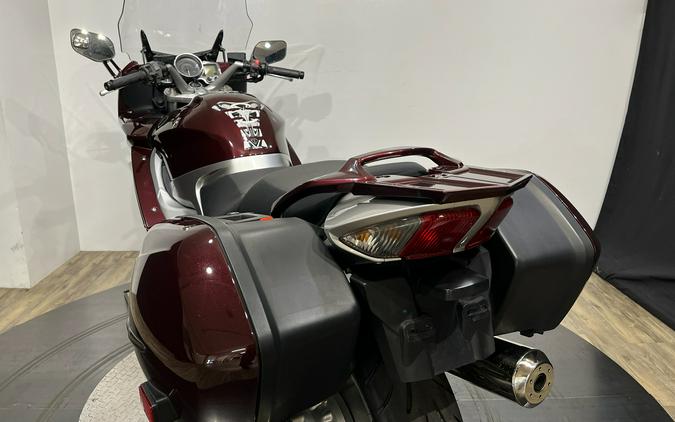 2007 Yamaha Motor Corp., USA FJR 1300A