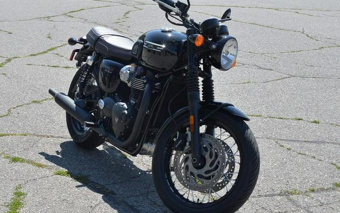 2023 Triumph Bonneville T120 Black Jet Black