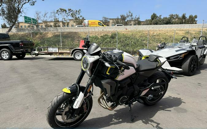 2023 CFMoto 700CL-X SPORT