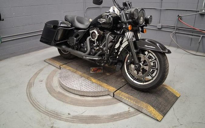 2016 Harley-Davidson® FLHR - Road King®