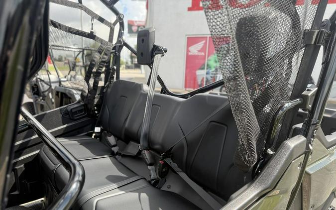 2025 Honda® Pioneer 1000-6 Deluxe Crew