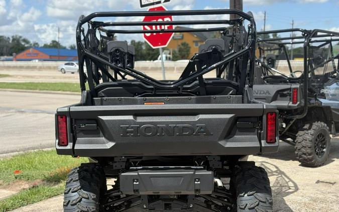 2025 Honda® Pioneer 1000-6 Deluxe Crew