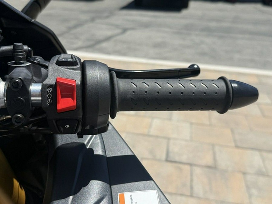 2027 Aprilia RSV4