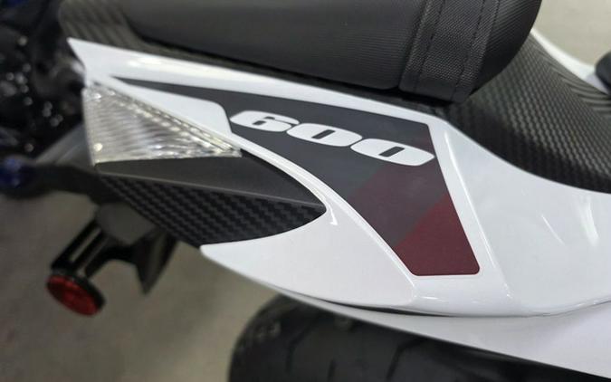 2027 Suzuki GSX-R 600