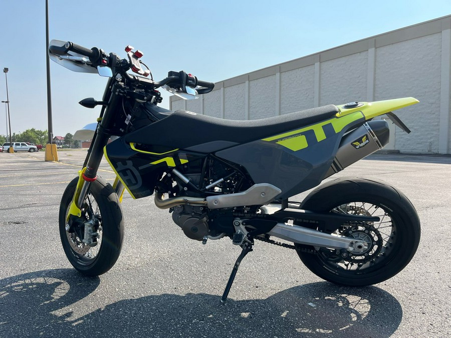 2023 Husqvarna 701 Supermoto