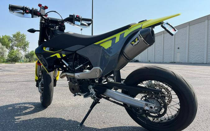 2023 Husqvarna 701 Supermoto