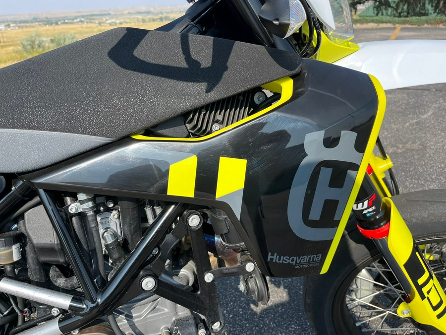 2023 Husqvarna 701 Supermoto