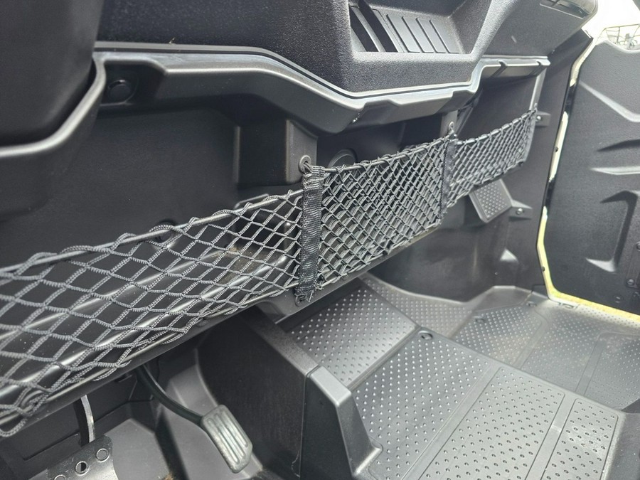 2025 Honda Pioneer 1000-5 Deluxe