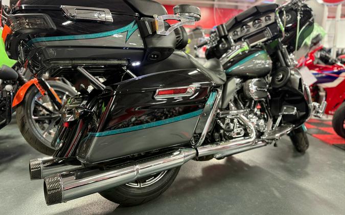2015 Harley-Davidson CVO™ Limited