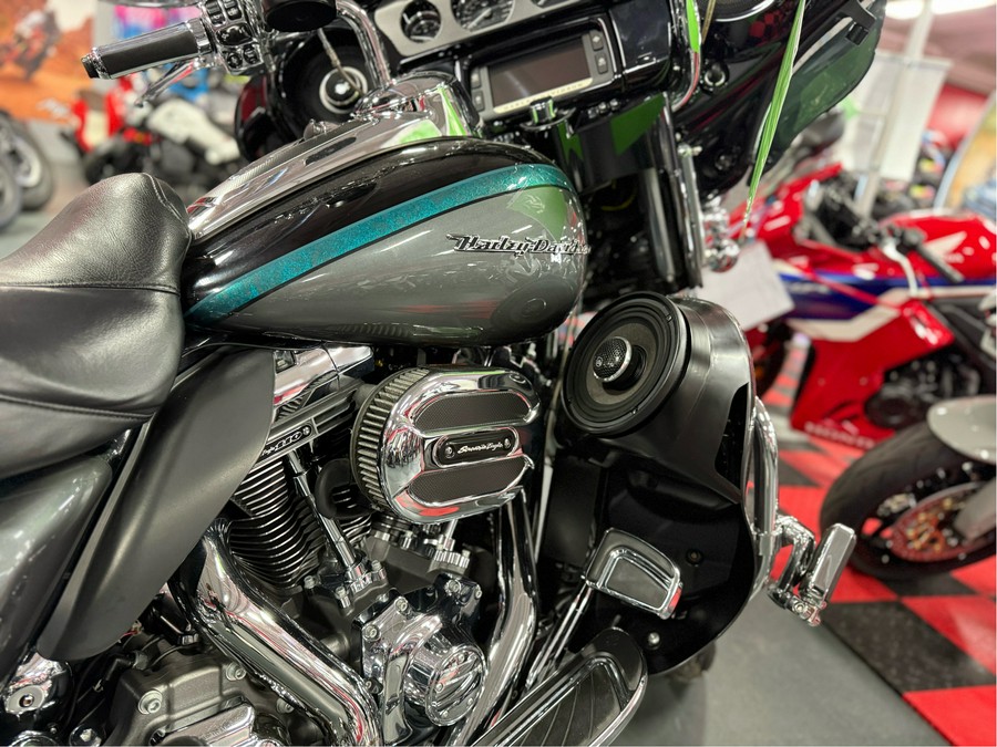 2015 Harley-Davidson CVO™ Limited