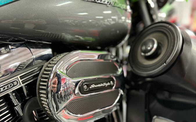 2015 Harley-Davidson CVO™ Limited