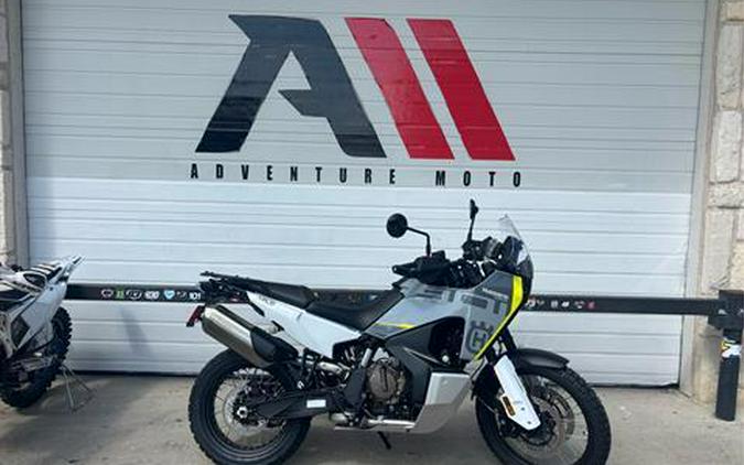 2025 Husqvarna Norden 901