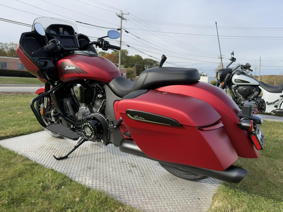 2026 Indian Motorcycle Challenger Dark Horse 112 + PowerBand Audio Package