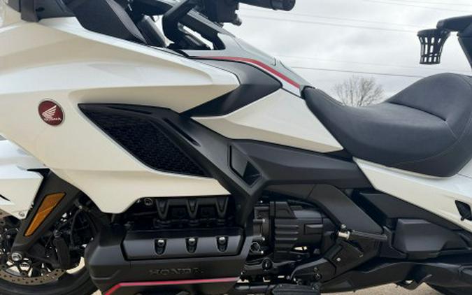 2024 Honda GL1800 TOUR DCT