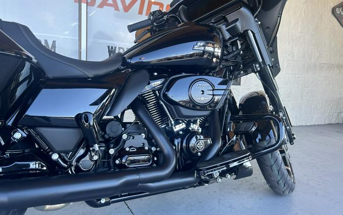 FLHX 2024 Street Glide®