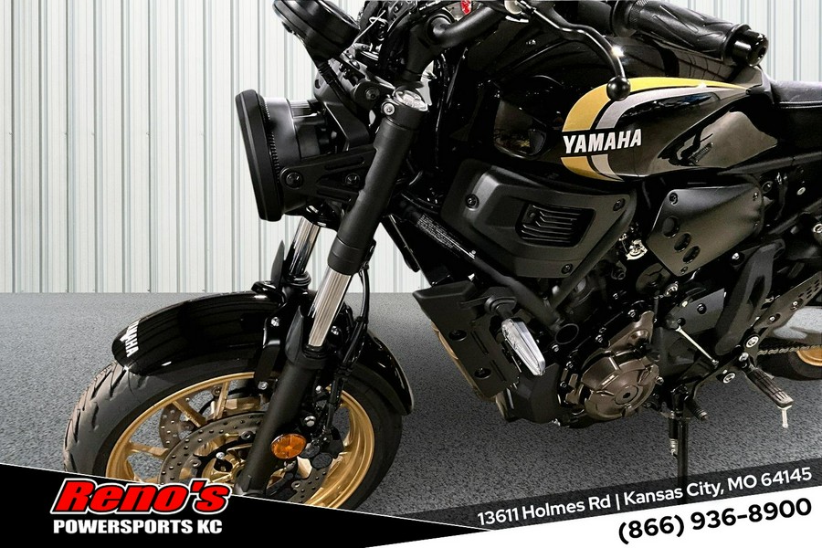 2025 Yamaha XSR 700
