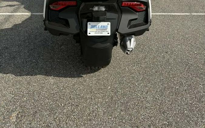 2026 Can-Am® Spyder RT Limited Platine