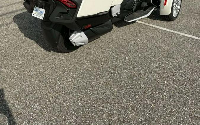 2026 Can-Am® Spyder RT Limited Platine