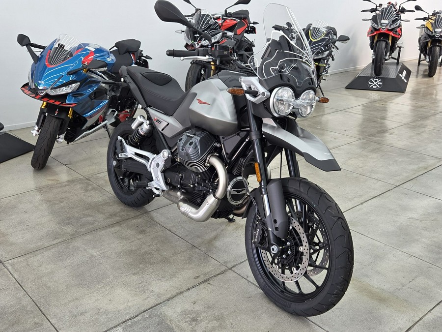 2025 Moto Guzzi V85 Strada