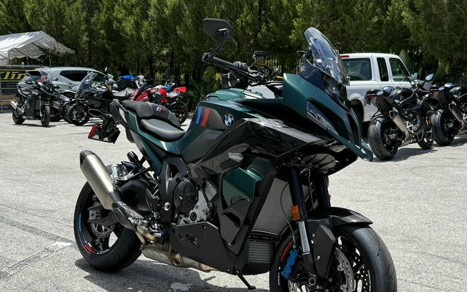 2026 BMW M 1000 XR