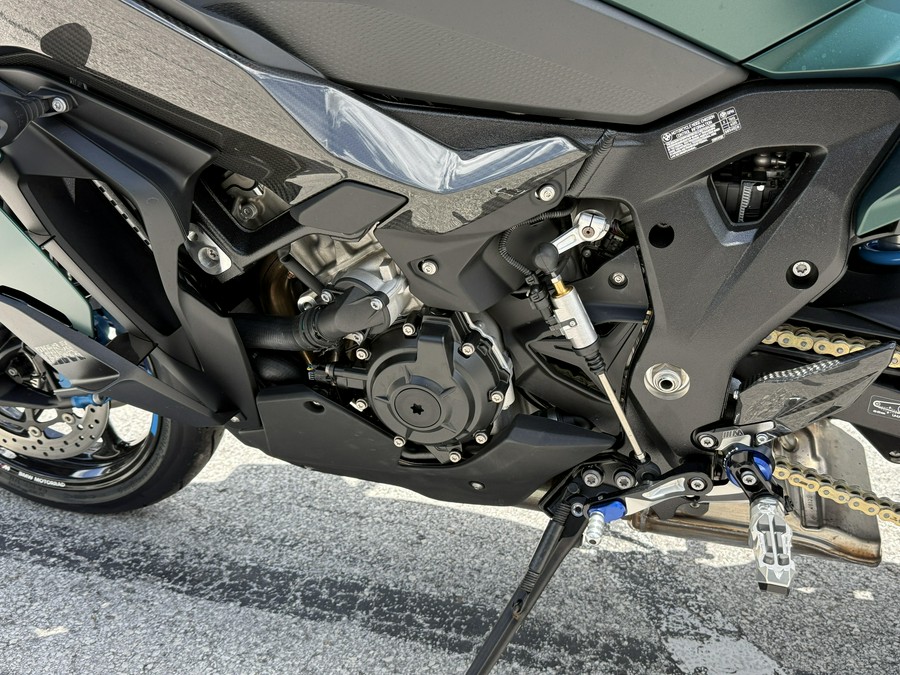 2026 BMW M 1000 XR