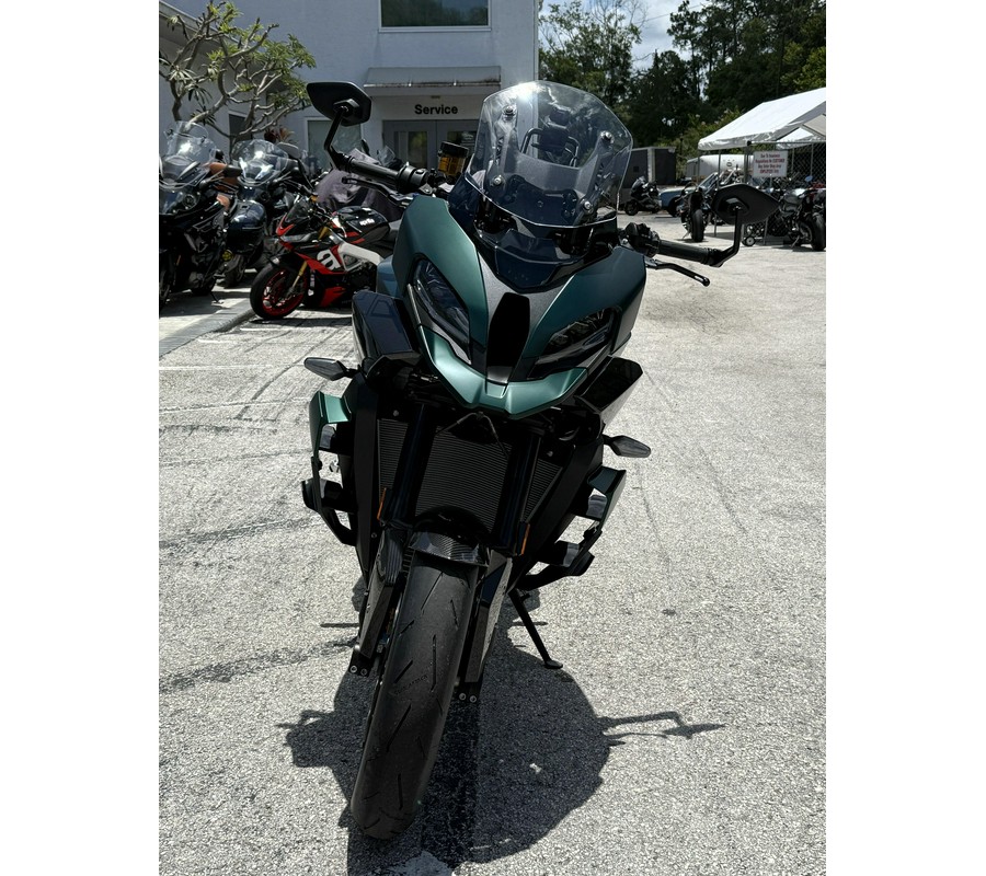 2026 BMW M 1000 XR