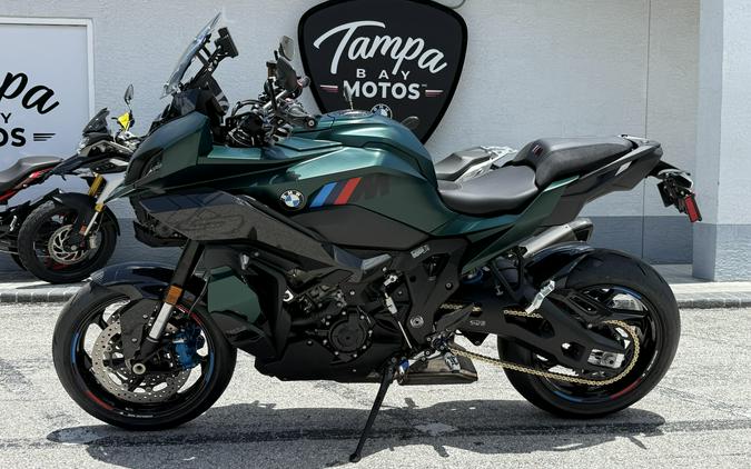 2026 BMW M 1000 XR