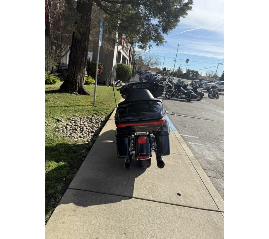 2014 FLHTCU Electra Glide Ultra Classic