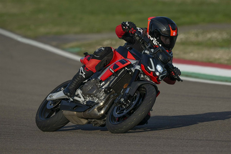 2026 Aprilia Tuono 457