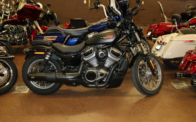 2024 Harley-Davidson® Nightster™ Special BLACK DENIM