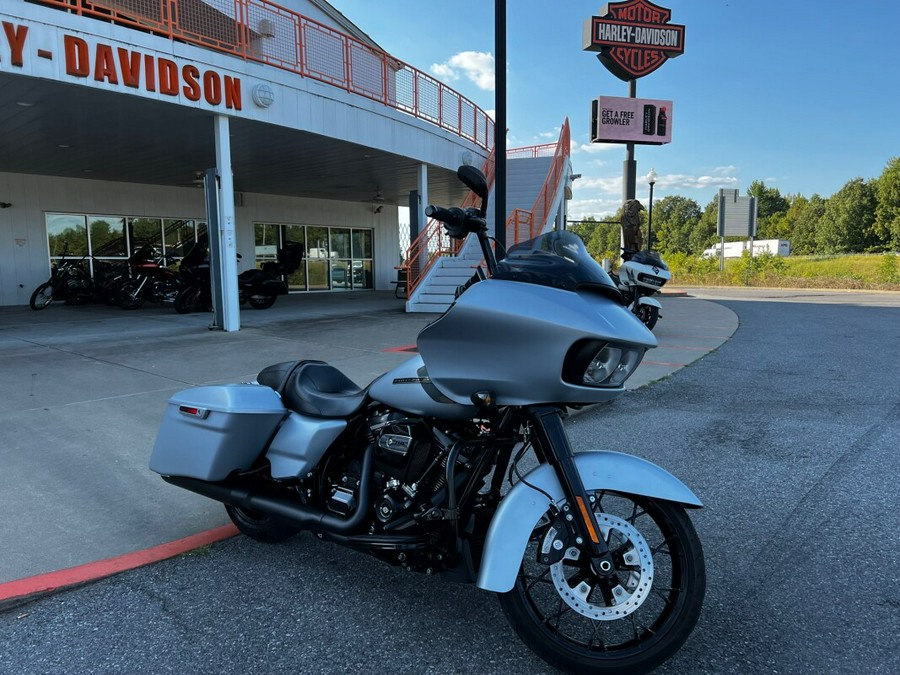 2020 HarleyDavidson Road Glide Special Barracuda Silver Denim for sale in Paducah, KY