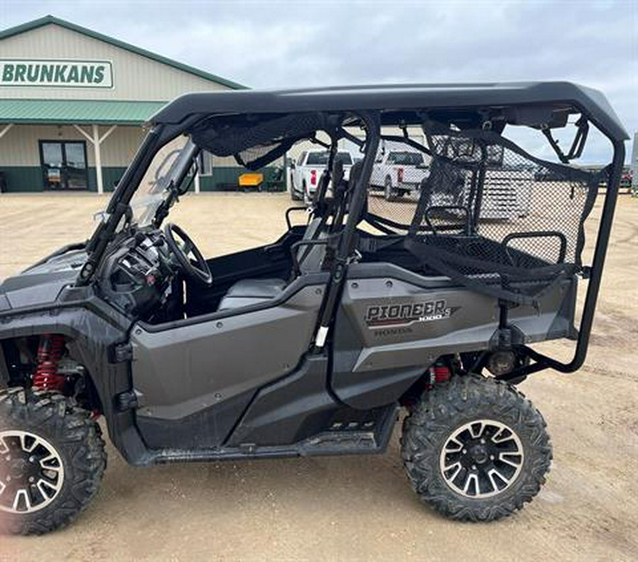 2017 Honda Pioneer 1000-5 LE