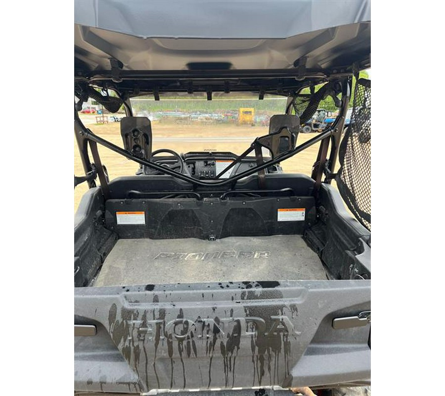 2017 Honda Pioneer 1000-5 LE