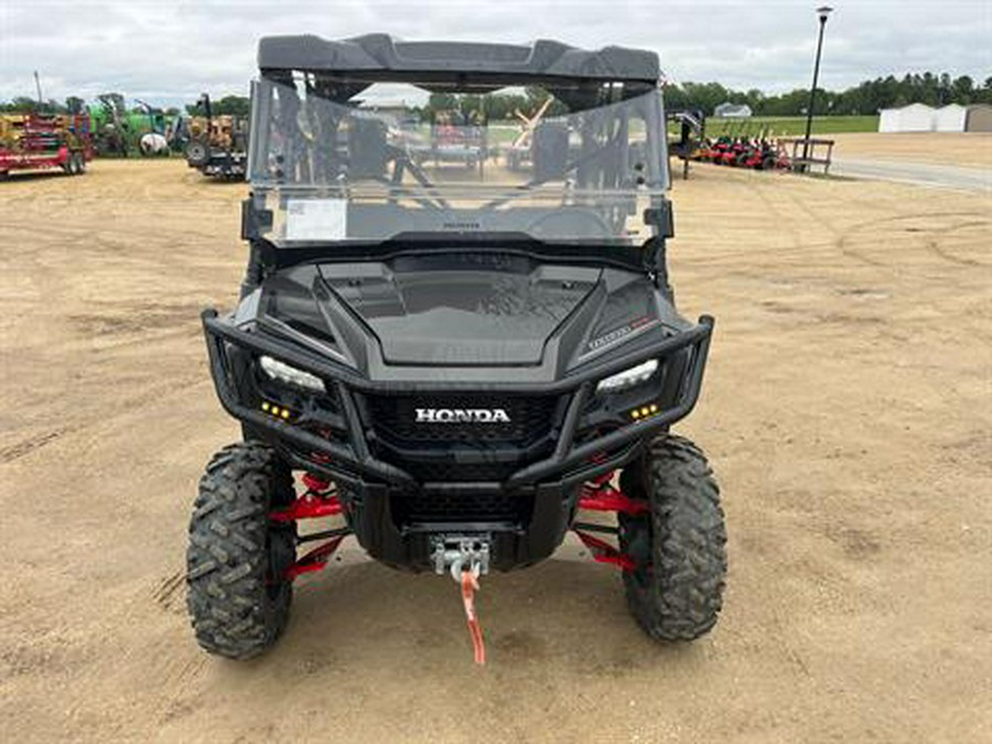 2017 Honda Pioneer 1000-5 LE