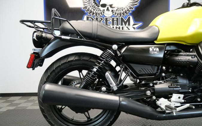 2022 Moto Guzzi V7 Stone E5