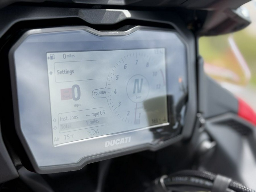 2025 Ducati Multistrada V4