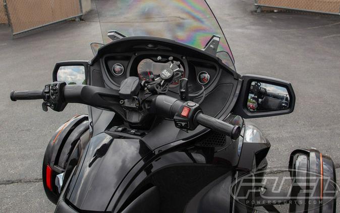 2014 Can-Am Spyder RT Limited Dark