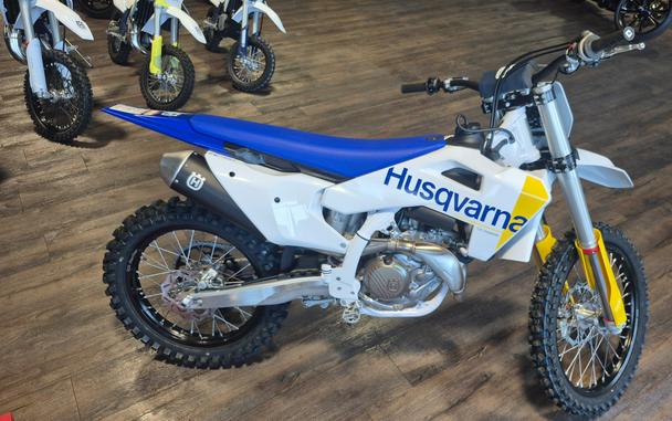 2027 Husqvarna FC 450 - 38173