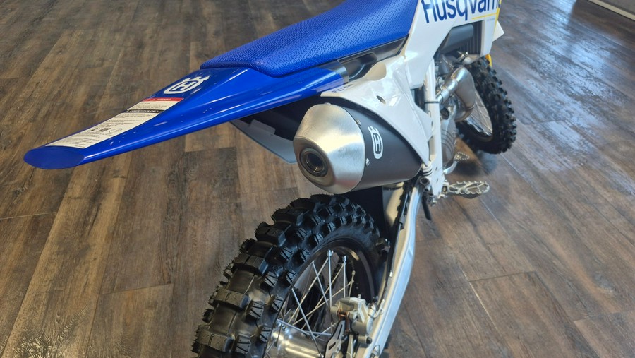 2027 Husqvarna FC 450 - 38173